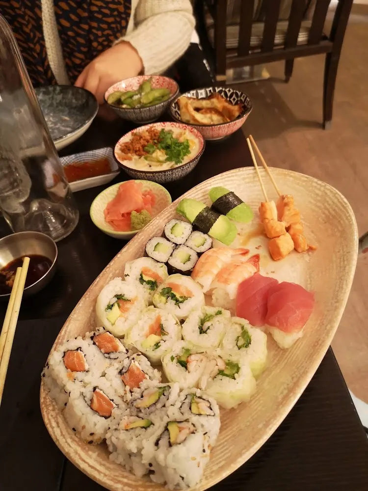 Sushis À Volonté
